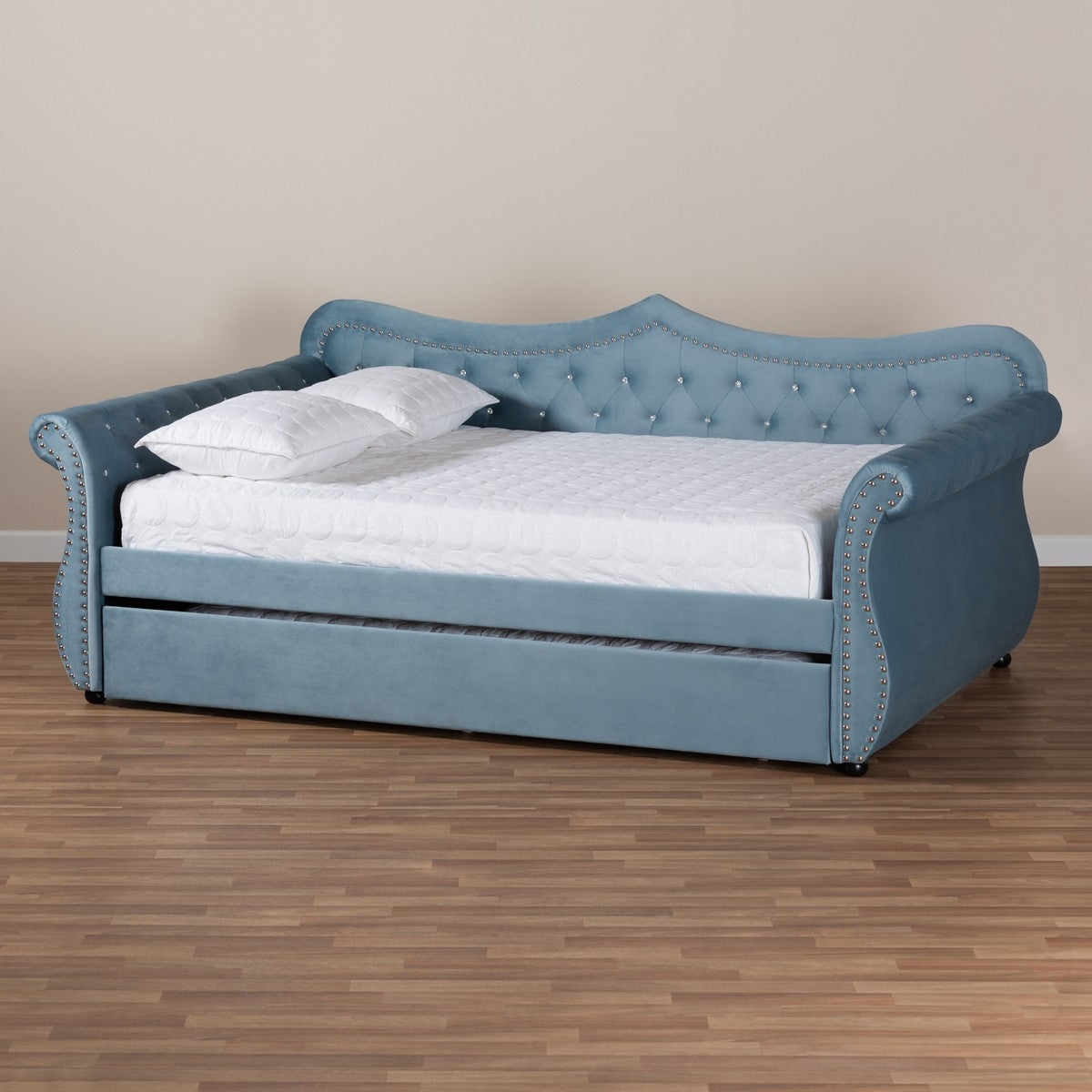Baxton Studio Abbie Traditional and Transitional Light Blue Velvet Fabric Upholstered and Crystal Tufted Full Size Daybed with Trundle