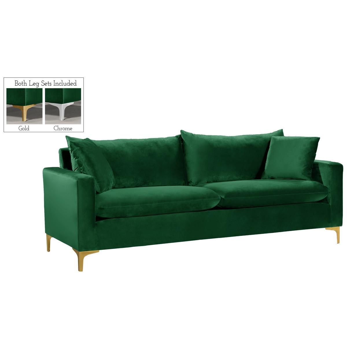 Meridian Furniture Naomi Green Velvet SofaMeridian Furniture - Sofa - Minimal And Modern - 1