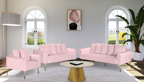 Meridian Furniture Quinn Pink Velvet Loveseat