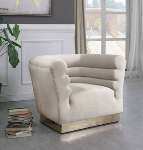 Meridian Furniture Bellini Cream Velvet Chair