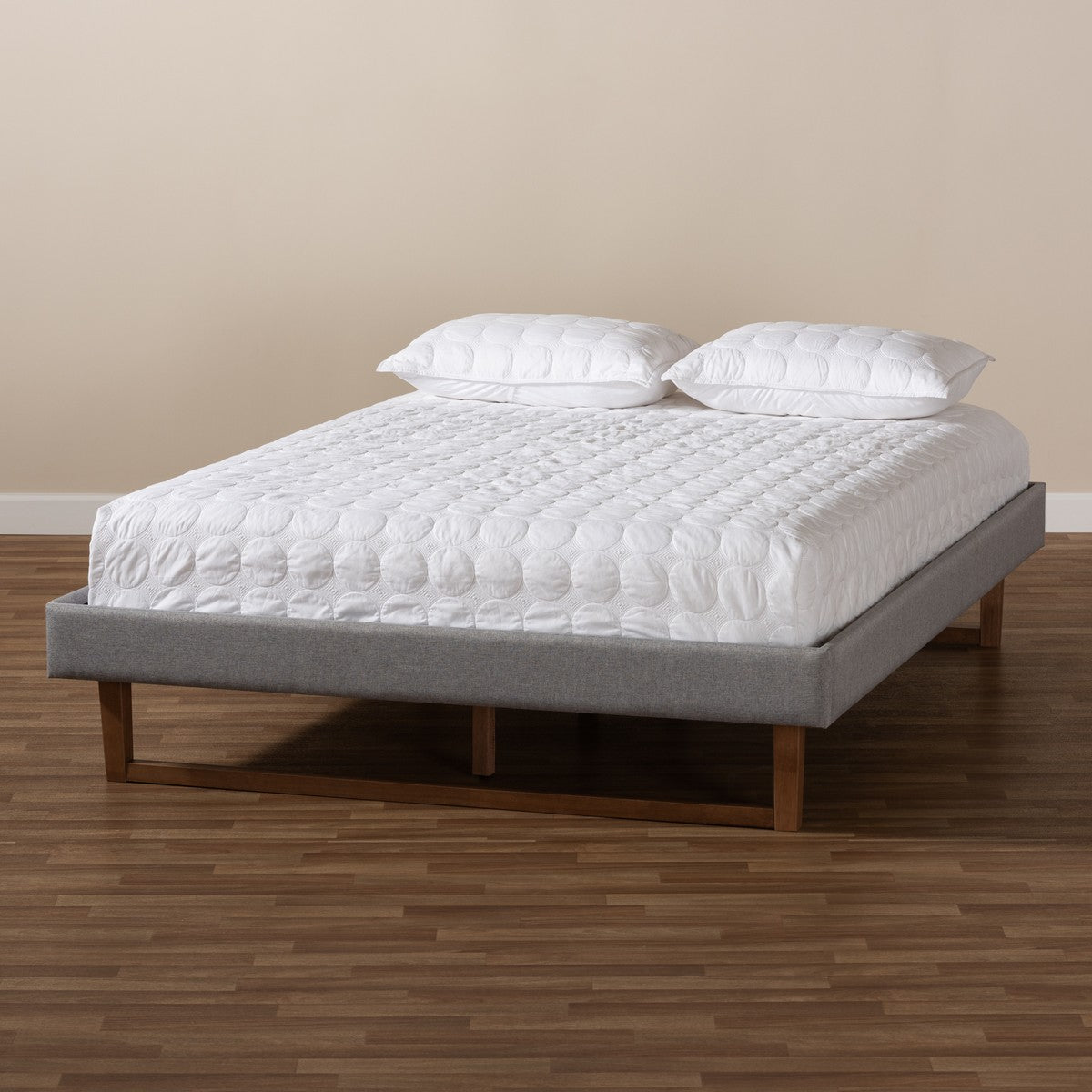 Baxton Studio Liliya Mid-Century Modern Light Grey Fabric Upholstered Walnut Brown Finished Wood Queen Size Platform Bed Frame