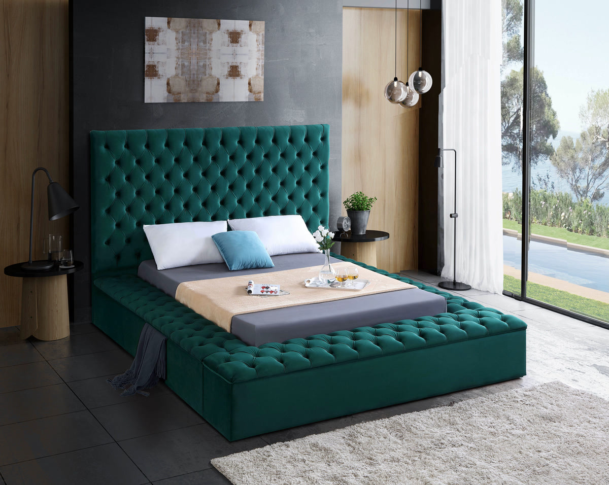 Meridian Furniture Bliss Green Velvet Full Bed (3 Boxes)