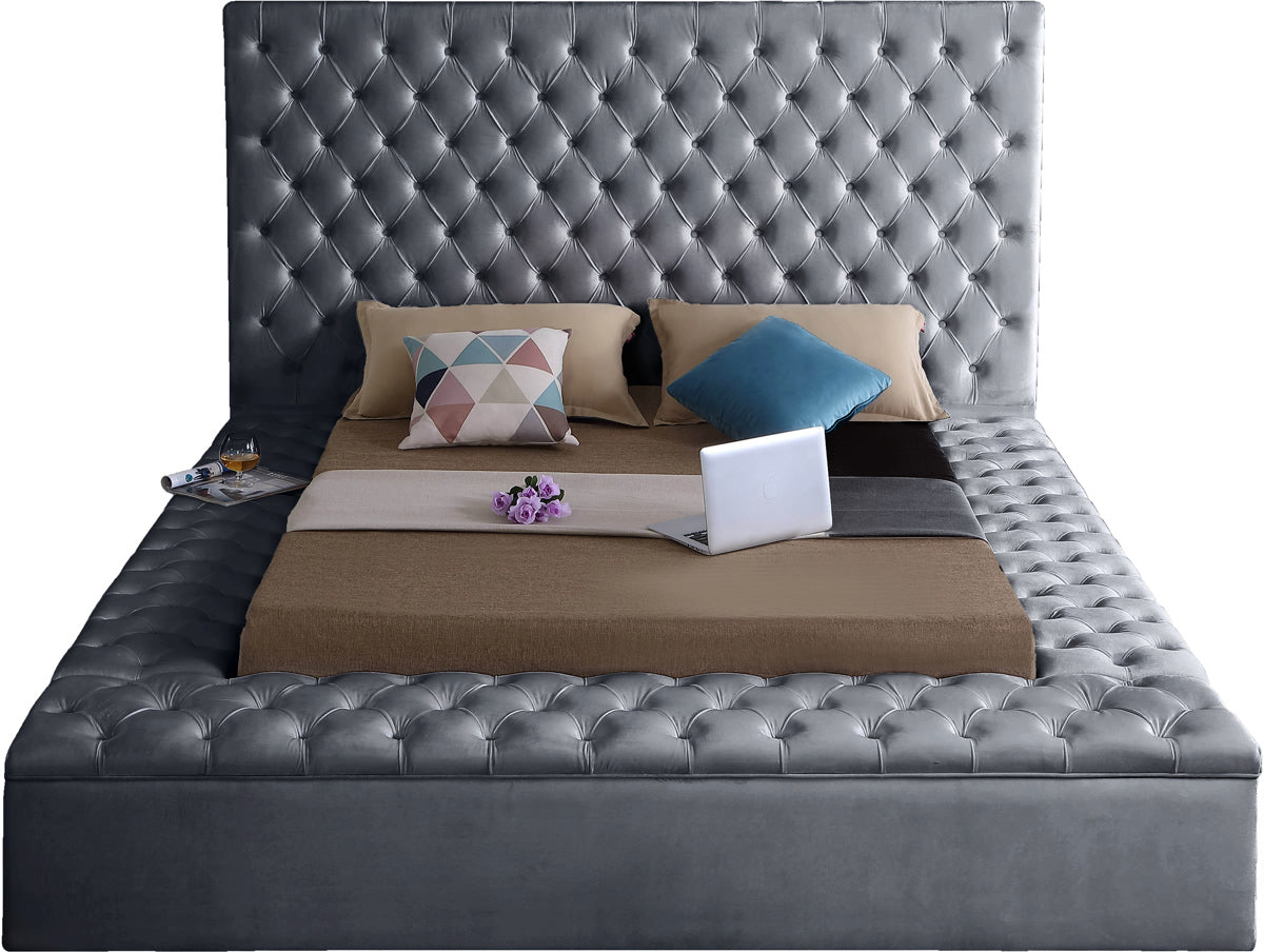 Meridian Furniture Bliss Grey Velvet Full Bed (3 Boxes)