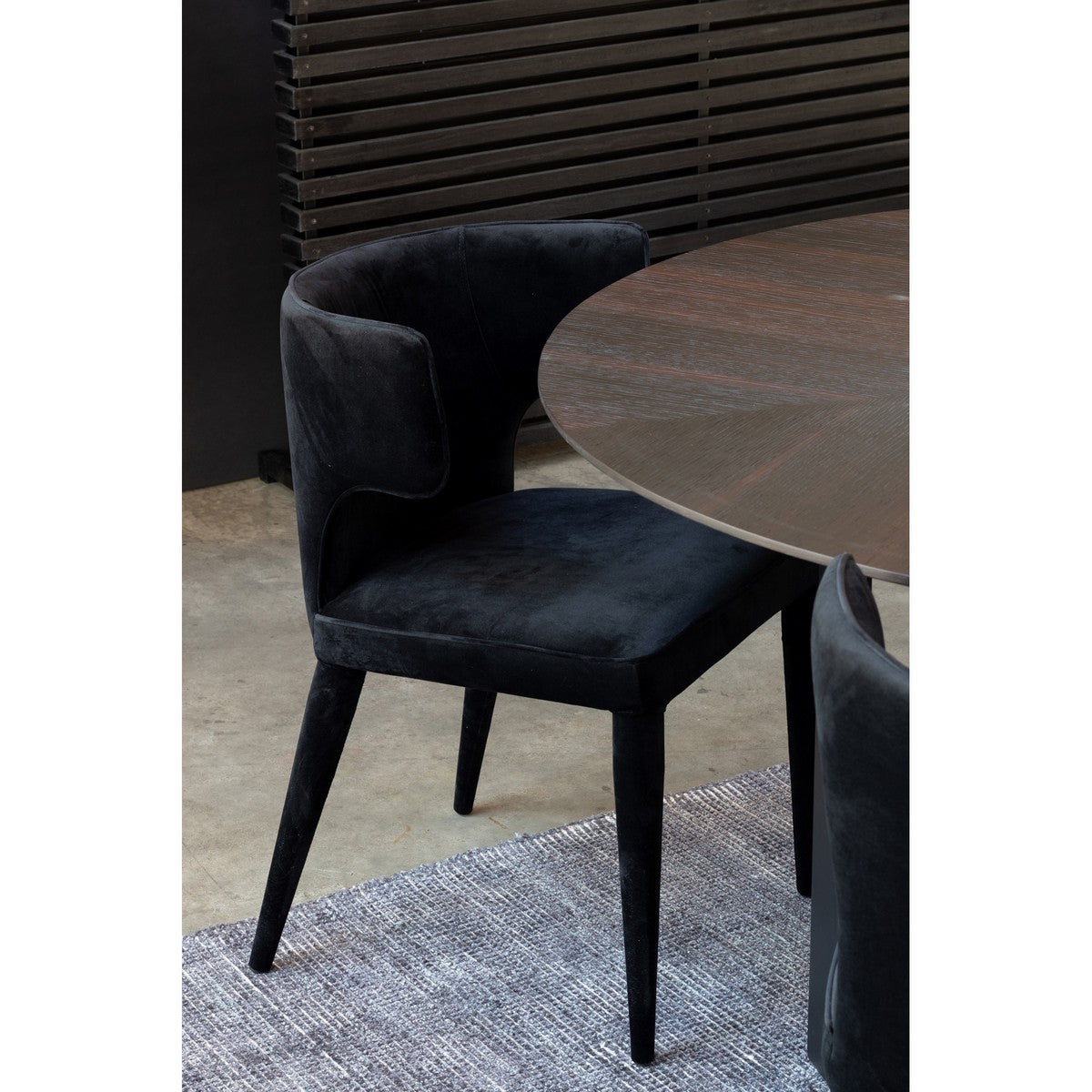 Moe's Home Collection Jennaya Dining Chair Black - EH-1103-02 - Moe's Home Collection - Dining Chairs - Minimal And Modern - 1
