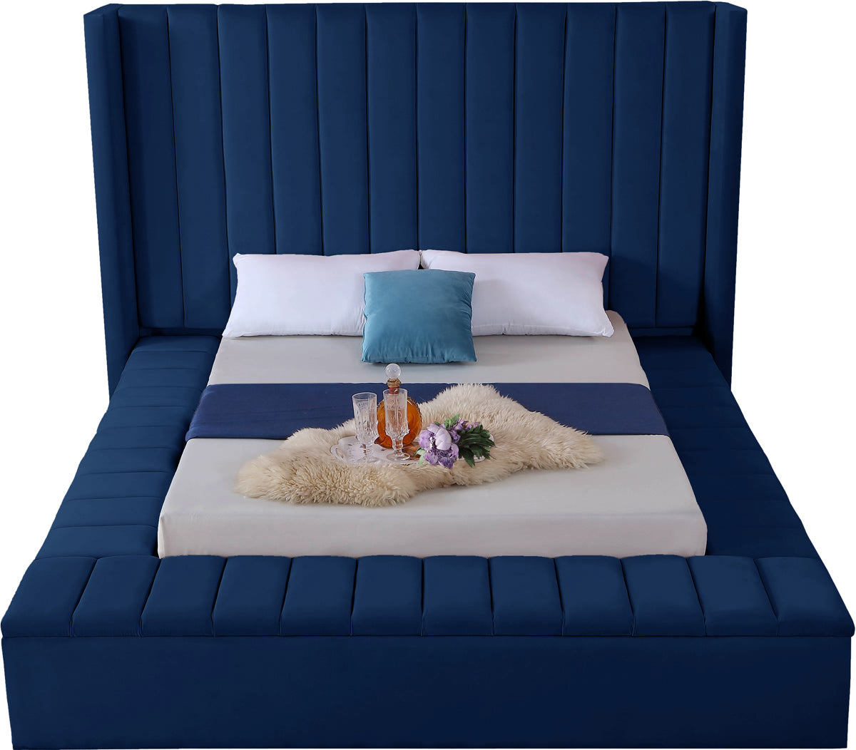 Meridian Furniture Kiki Navy Velvet Full Bed