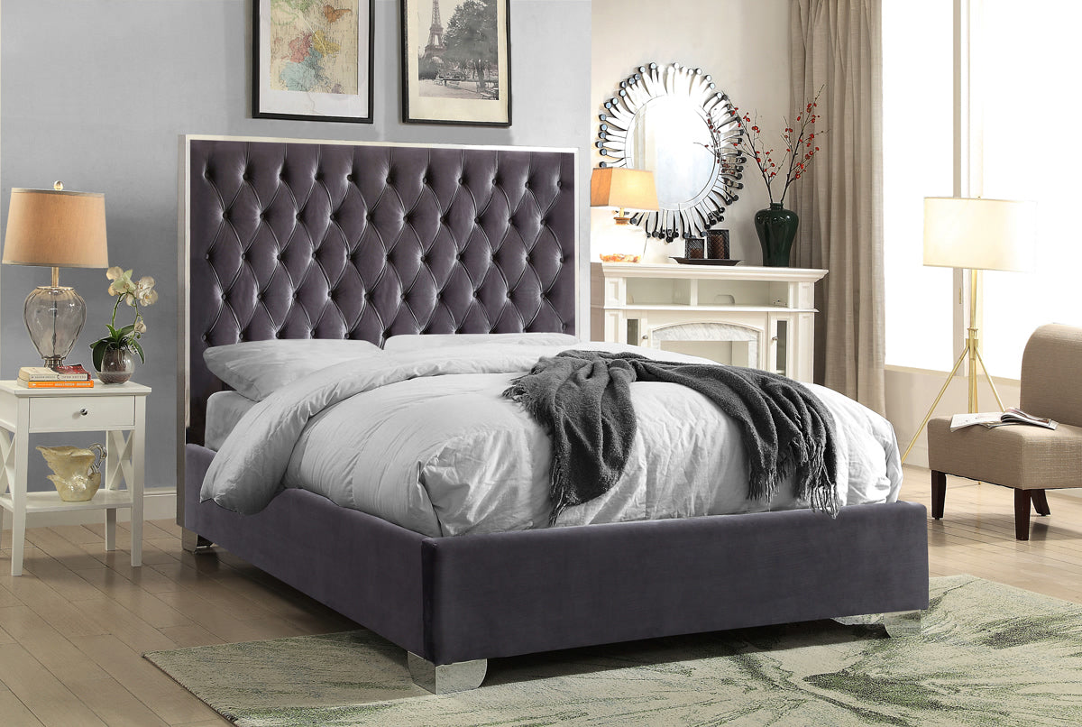Meridian Furniture Lexi Grey Velvet Full Bed