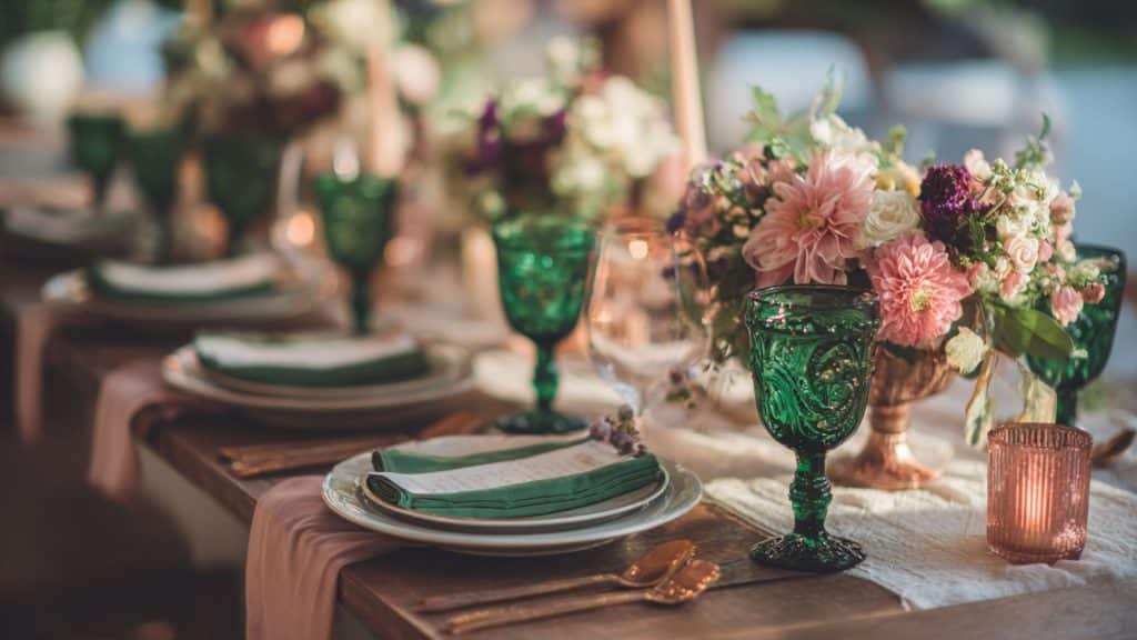Emerald-Green-and-Dusty-Rose (1)
