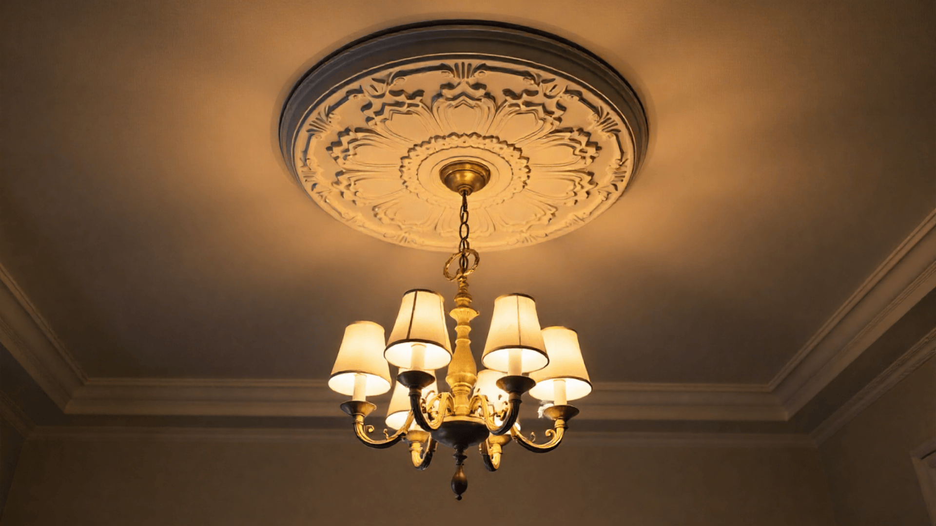 ceiling medallion