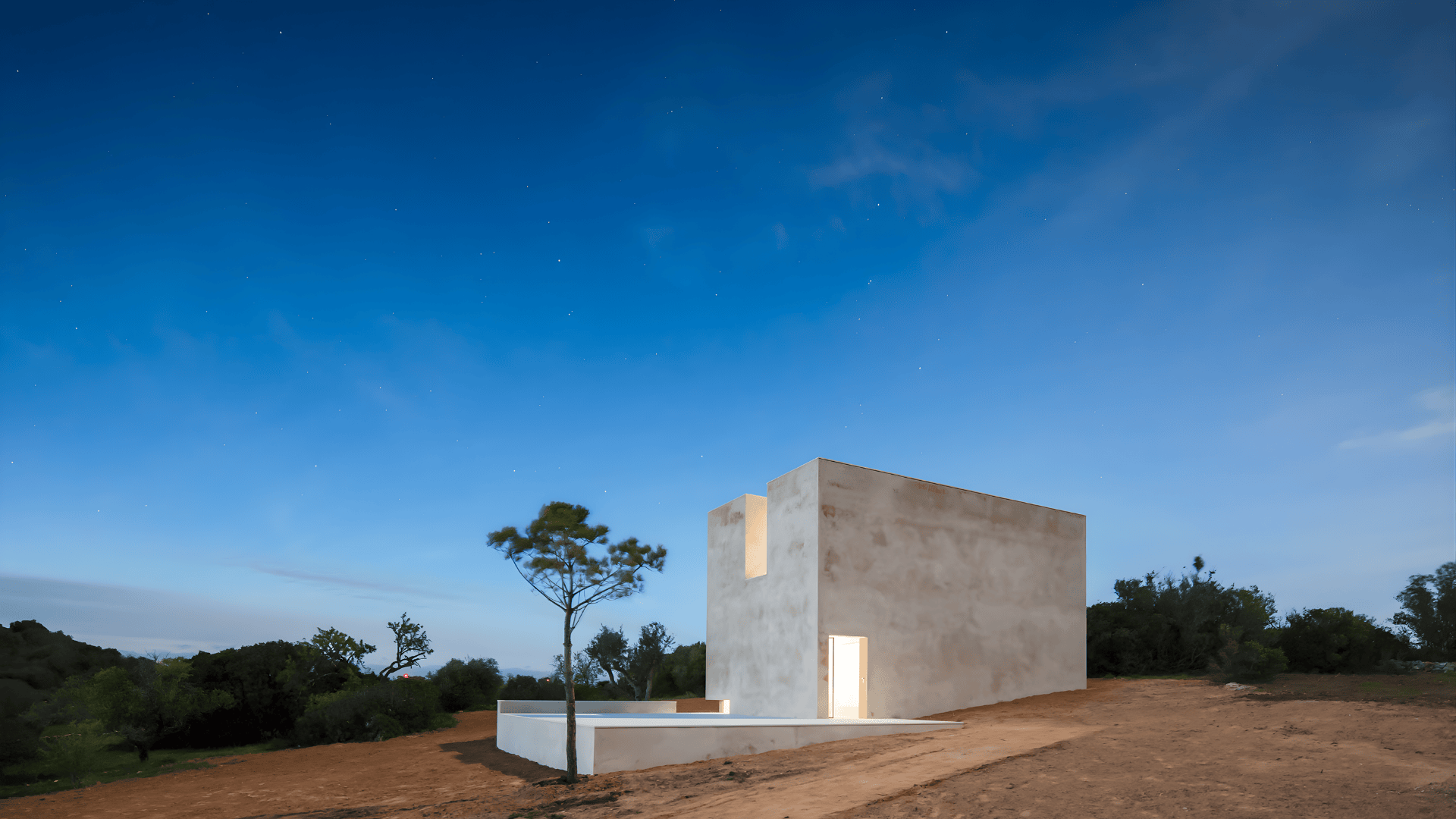 off grid chapel algarve