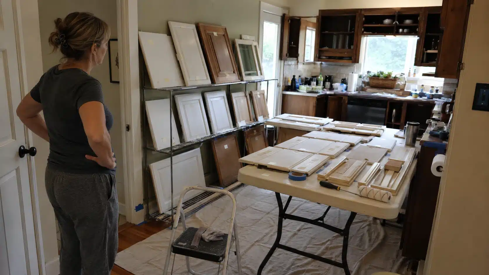 kitchen cabinet painting cost changes by door count